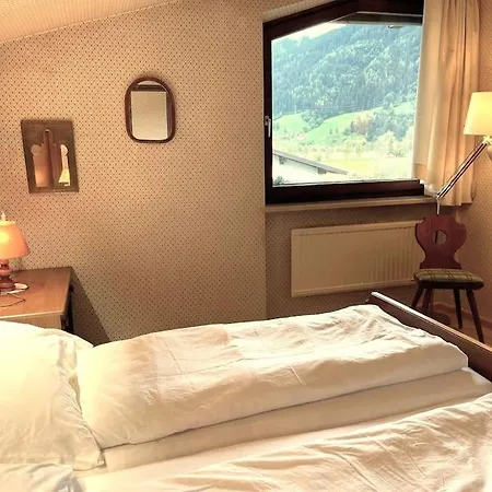 Alpenstueck Family Apartment-2 Bedrooms-80 Sqm-free Parking Zell am See
