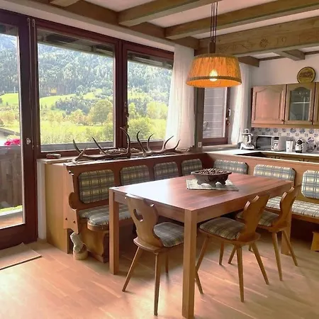 Alpenstueck Family Apartment-2 Bedrooms-80 Sqm-free Parking Zell am See